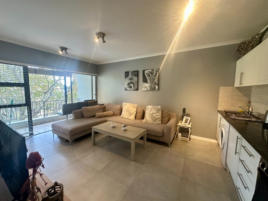 To Let 1 Bedroom Property for Rent in Rondebosch Western Cape